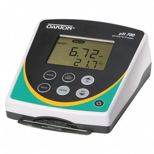 Eutech-pH-700-Meter-Benchtop