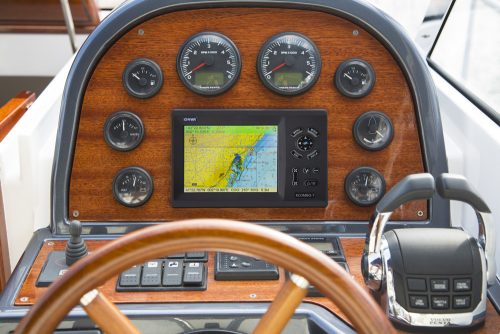 ONWA GPS PLOTTER WITH ECHO SOUNDER KCOMBO7 LCD 5