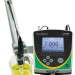Eutech pH 2700 Bench PH Meter 1