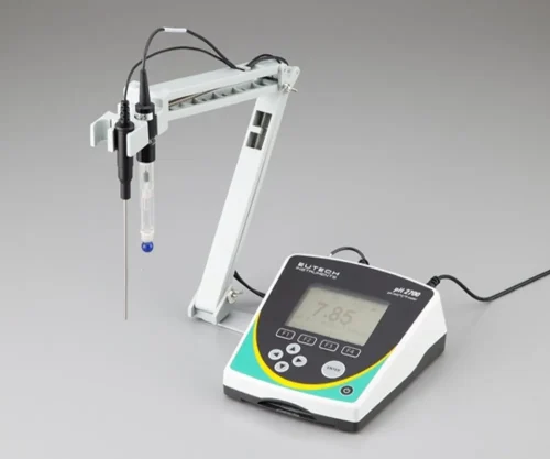 Eutech pH 2700 Bench PH Meter 2