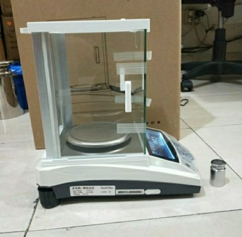 Timbangan lab Fujitsu FSR-B 620 kap 620g 1