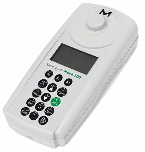 MERCK Colorimeter Move 100